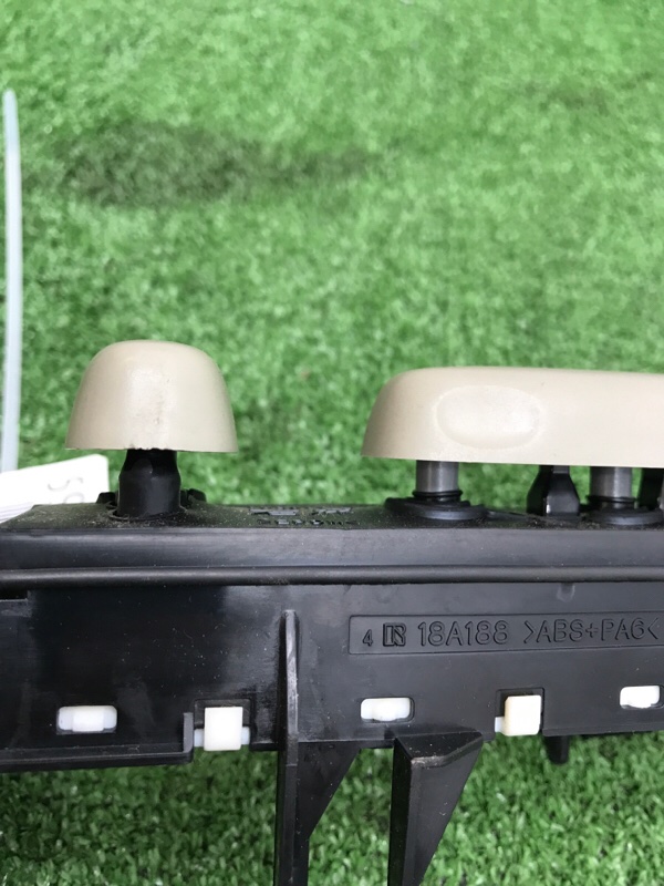 Блок управления сиденьем Toyota Camry 2006 ACV40