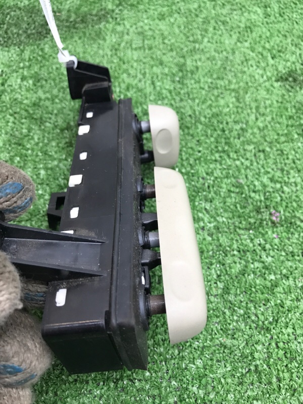 Блок управления сиденьем Toyota Camry 2006 ACV40