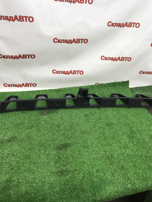 Кронштейн бампера Ford Focus 3 2011-2019 СЕДАН