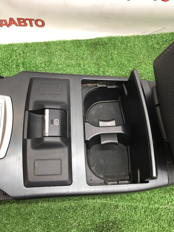 Подлокотник Subaru Outback 2013 BRM