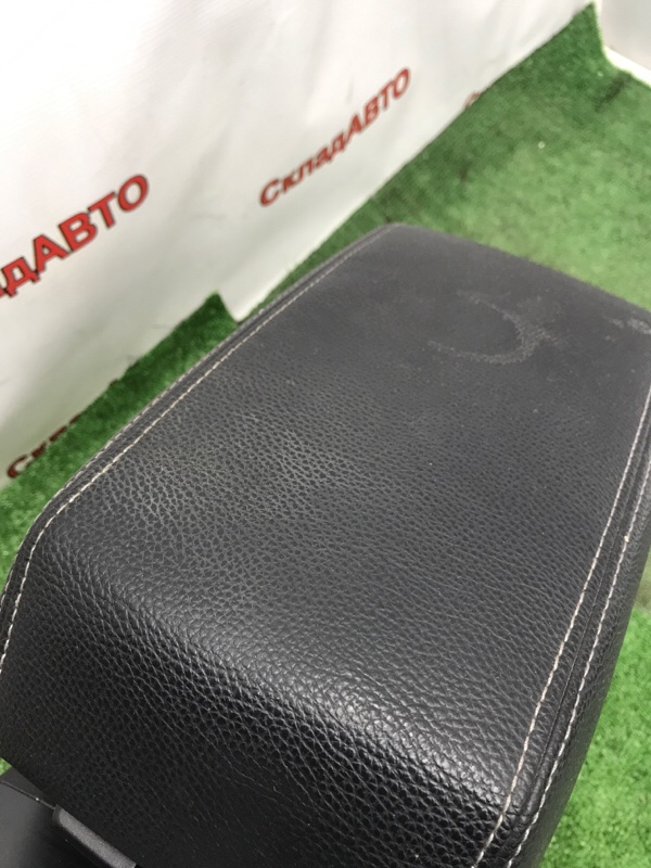 Подлокотник Subaru Outback 2013 BRM