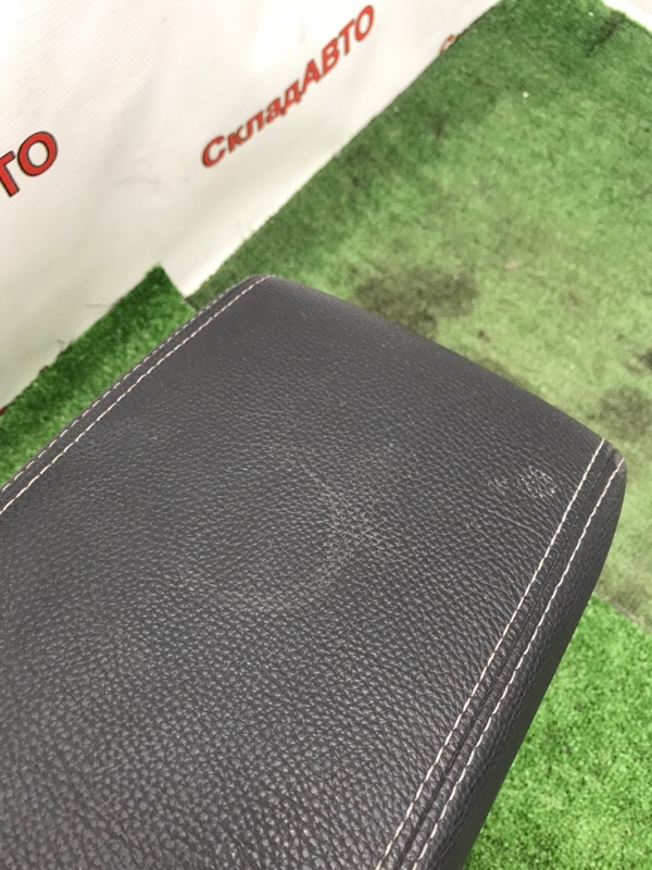 Подлокотник Subaru Outback 2013 BRM