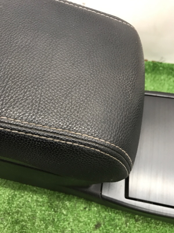 Подлокотник Subaru Outback 2013 BRM