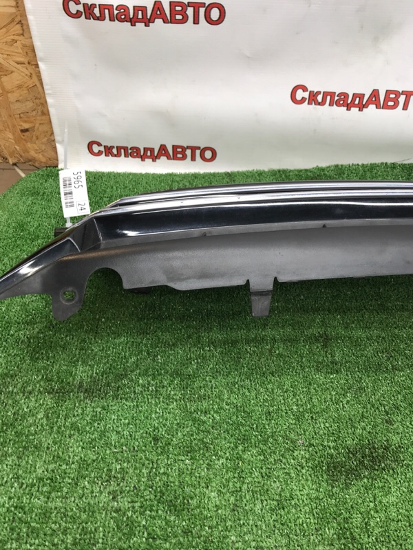 Решетка радиатора VOLKSWAGEN Touran 2011 1T3