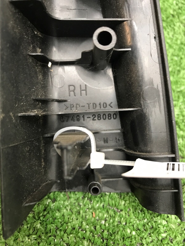 Накладка крепления зеркала Toyota Estima 2008 ACR50W