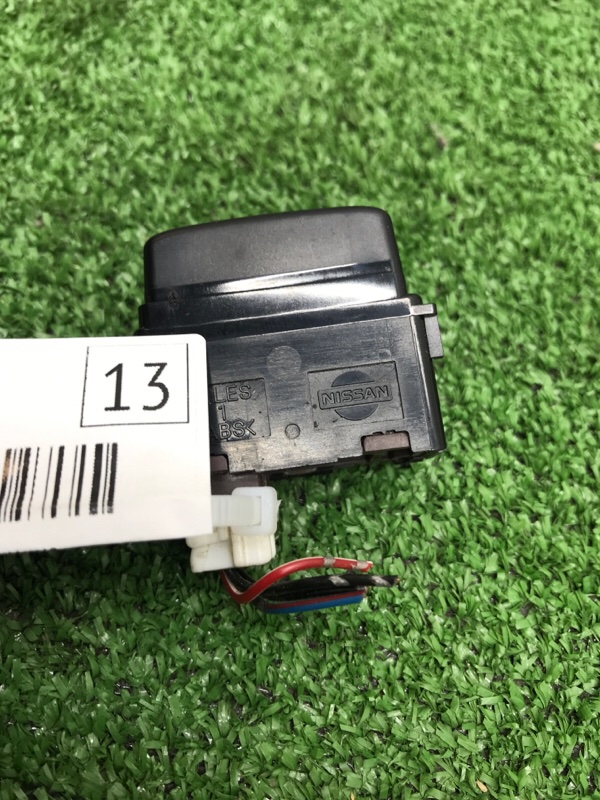 Кнопка открывания багажника NISSAN TEANA 2008 J32