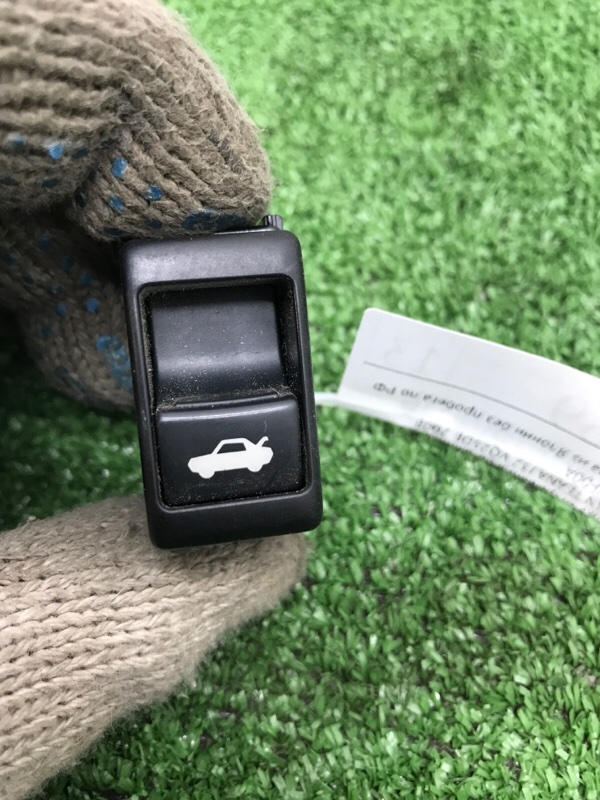 Кнопка открывания багажника NISSAN TEANA 2008 J32