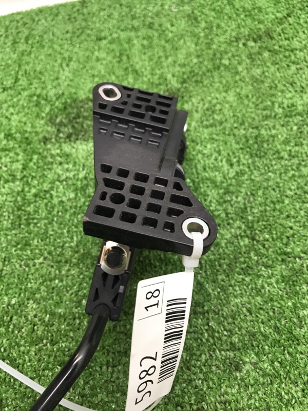 Педаль газа Toyota Camry 2008 ACV40