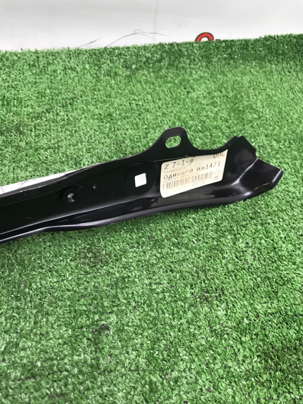 Рамка радиатора Toyota RAV4 2005-2012