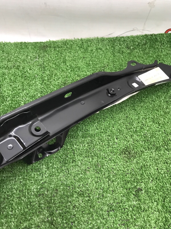 Рамка радиатора Toyota RAV4 2005-2012