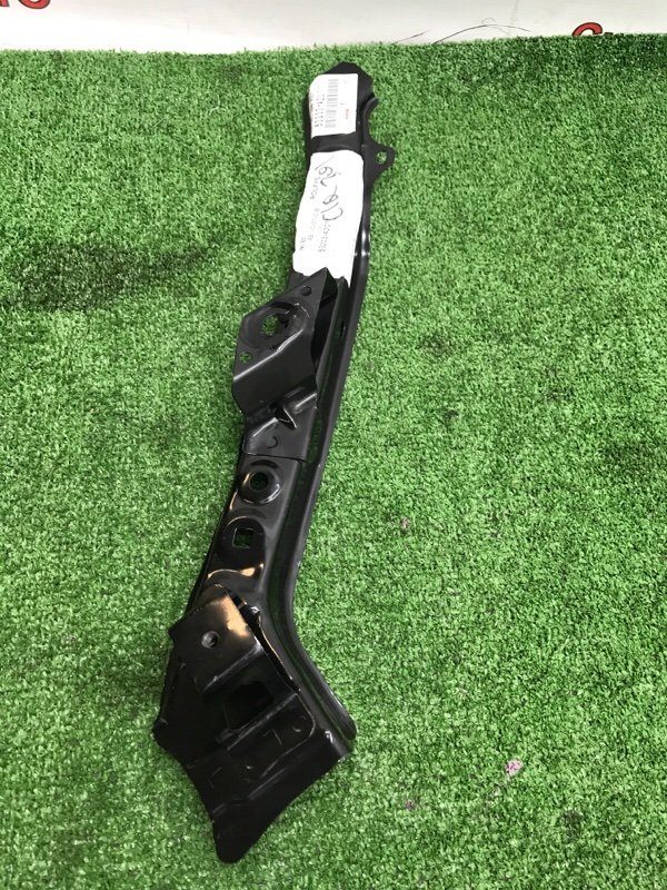 Рамка радиатора Toyota RAV4 2005-2012