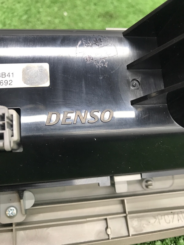 Блок управления климат-контролем Toyota Camry 2006 ACV40