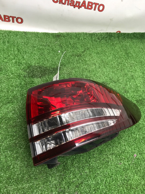 Фонарь наружний Toyota Estima 2003 ACR40W