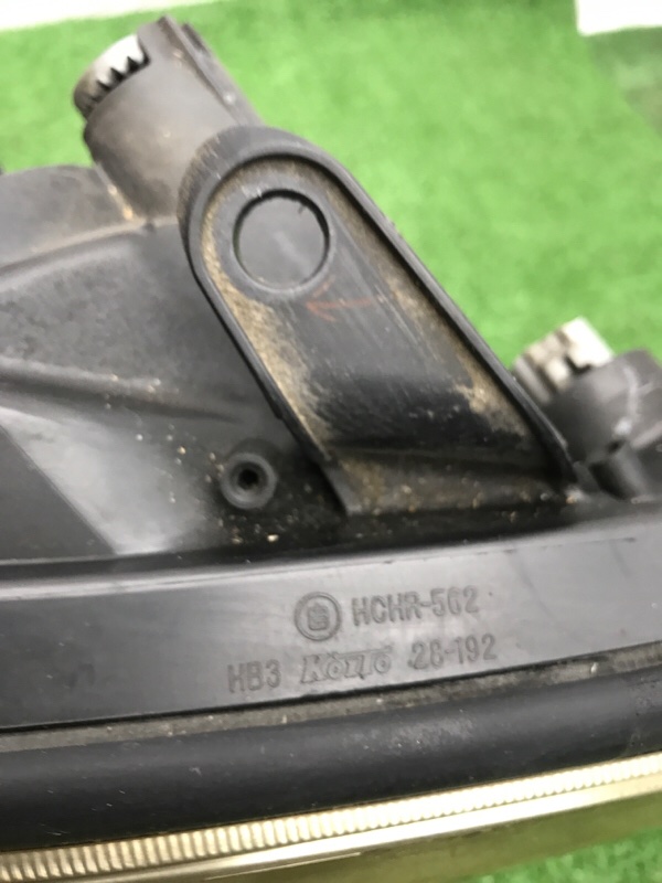 Фара ксеноновая Toyota Estima 2008 ACR50W