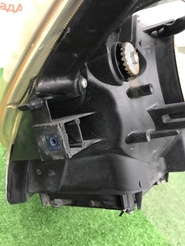 Фара ксеноновая Toyota Estima 2008 ACR50W