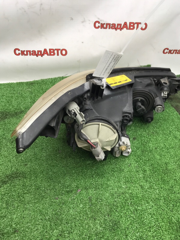 Фара ксеноновая Toyota Estima 2008 ACR50W