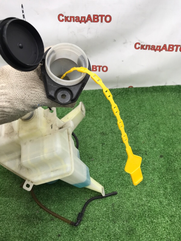 Бачок омывателя Toyota Estima 2008 ACR50W