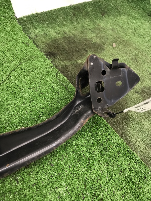 Усилитель бампера Toyota Estima 2008 ACR50W