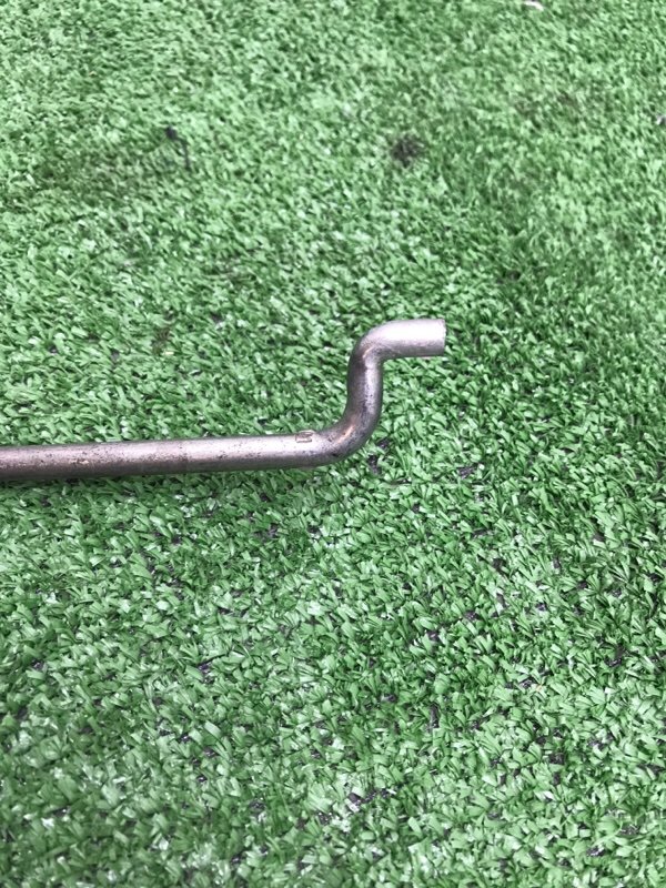 Упор капота Toyota Estima 2008 ACR50W