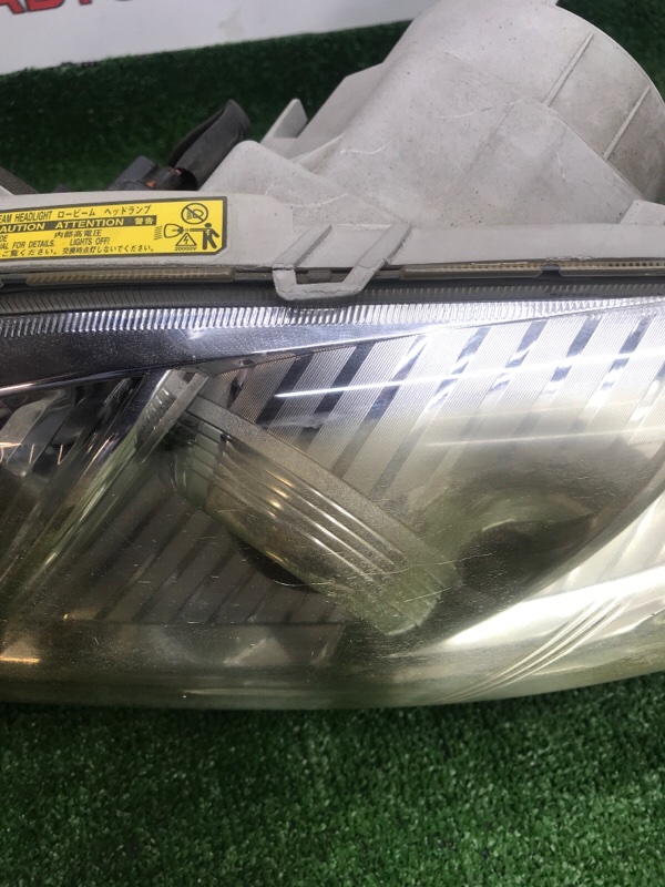 Фара ксеноновая Toyota Camry 2006 ACV40