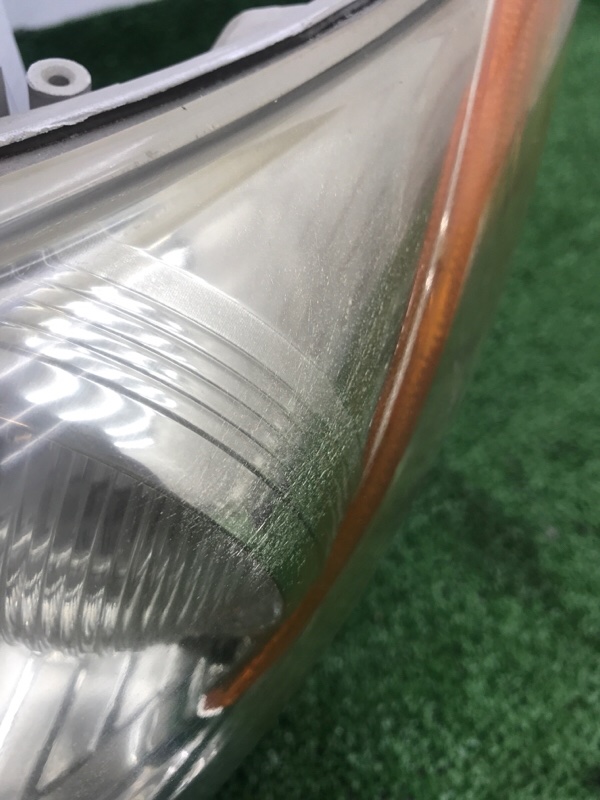 Фара ксеноновая Toyota Camry 2006 ACV40