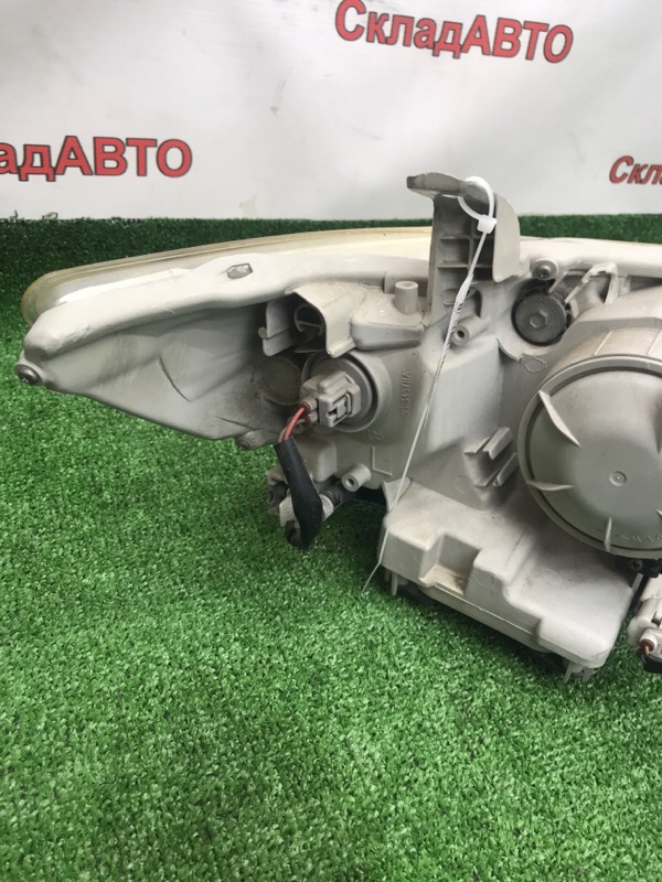 Фара ксеноновая Toyota Camry 2006 ACV40