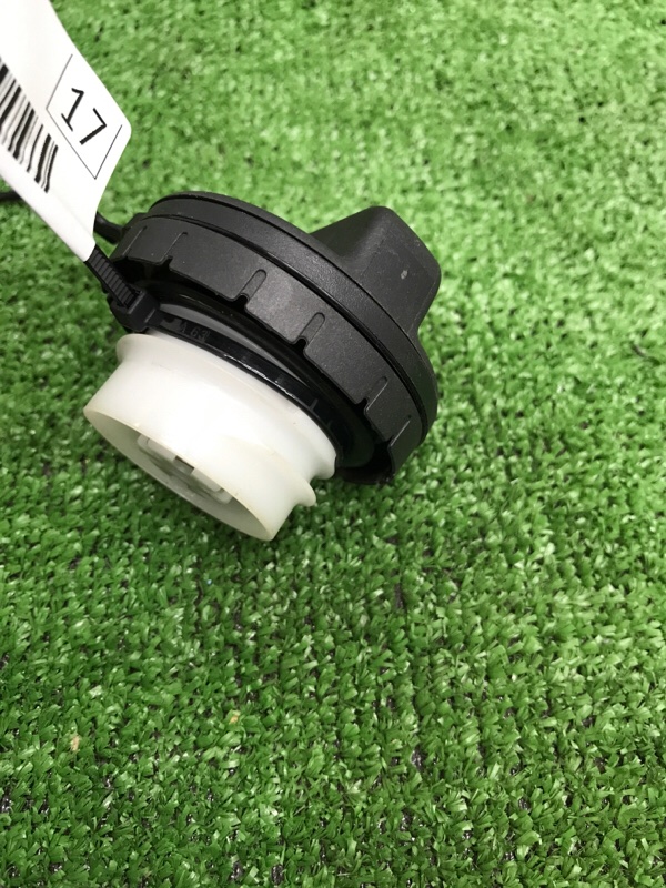 Крышка топливного бака Toyota Camry 2006 ACV40