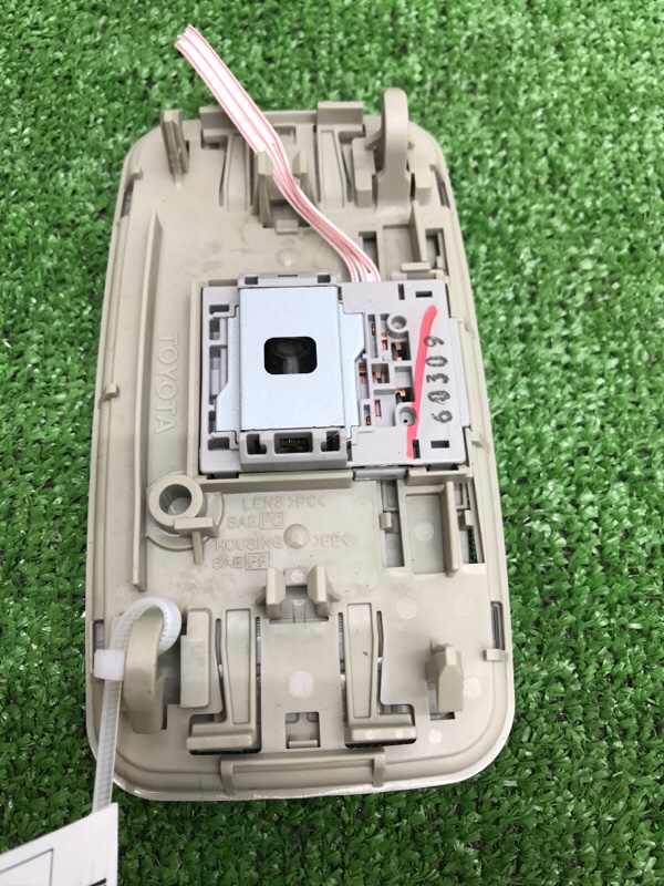 Плафон подсветки салона Toyota Camry 2006 ACV40