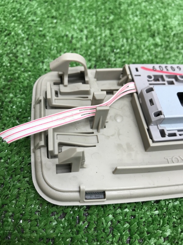 Плафон подсветки салона Toyota Camry 2006 ACV40