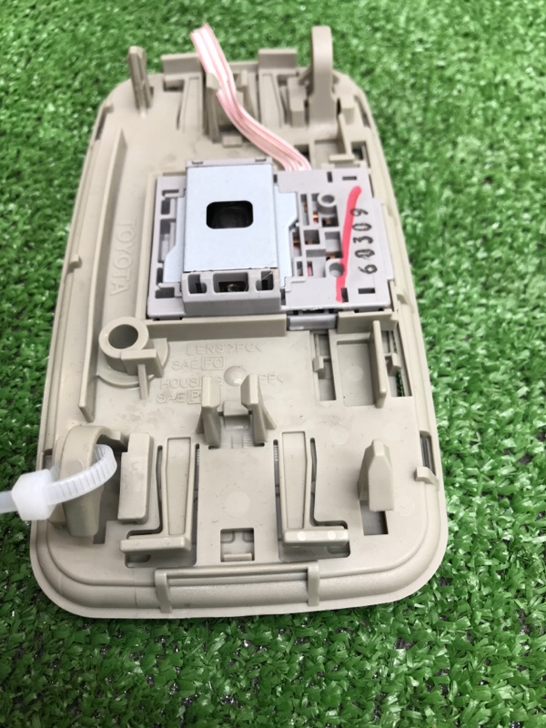 Плафон подсветки салона Toyota Camry 2006 ACV40