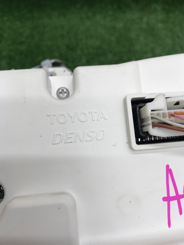 Панель приборов Toyota Camry 2006 ACV40