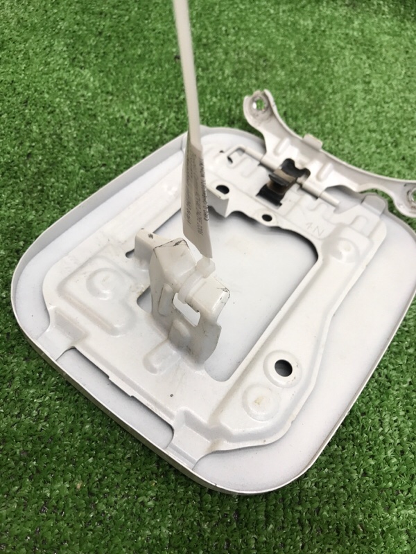 Лючок топливного бака Toyota Camry 2006 ACV40