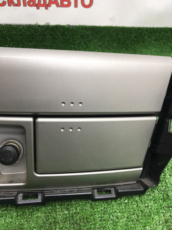 Пепельница Toyota Camry 2006 ACV40