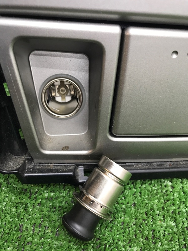 Пепельница Toyota Camry 2006 ACV40