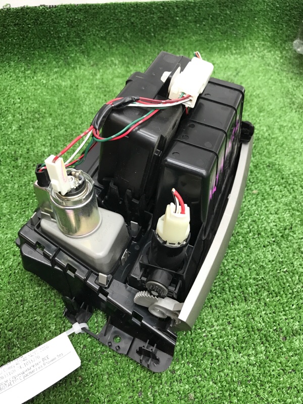 Пепельница Toyota Camry 2006 ACV40