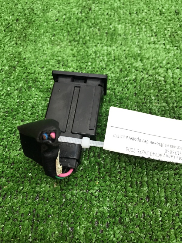 Кнопка обогрева сидений Toyota Camry 2006 ACV40