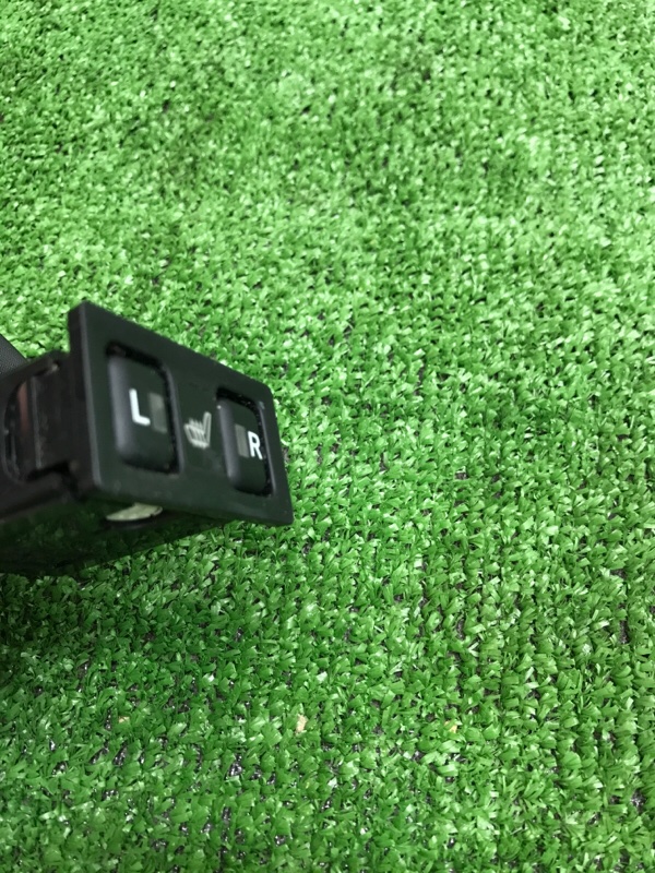 Кнопка обогрева сидений Toyota Camry 2006 ACV40