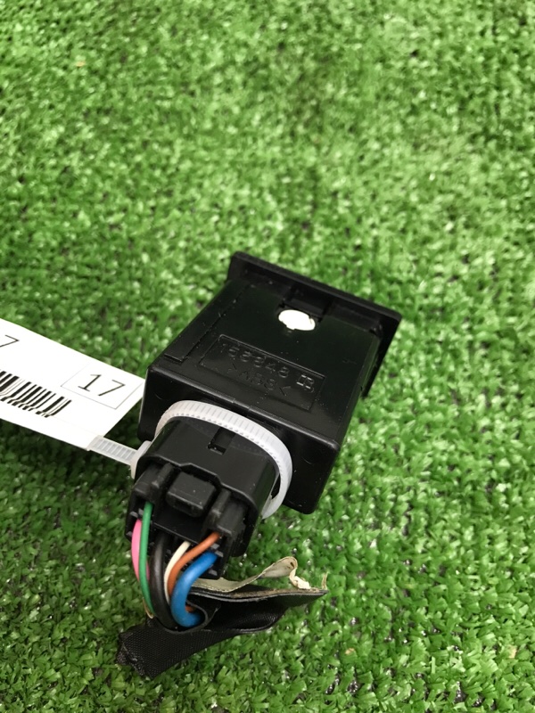 Кнопка обогрева сидений Toyota Camry 2006 ACV40