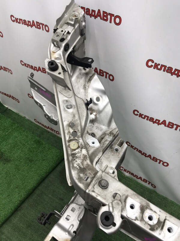 Рамка радиатора Toyota Estima 2008 ACR50W