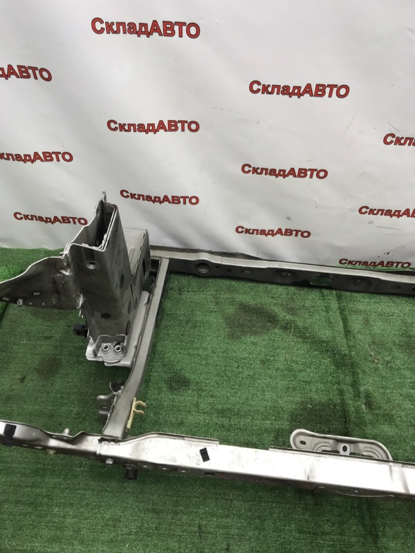 Рамка радиатора Toyota Estima 2008 ACR50W