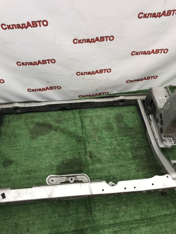 Рамка радиатора Toyota Estima 2008 ACR50W