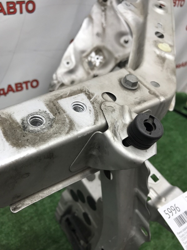 Рамка радиатора Toyota Estima 2008 ACR50W