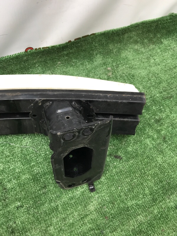 Усилитель бампера Toyota Estima 2008 ACR50W