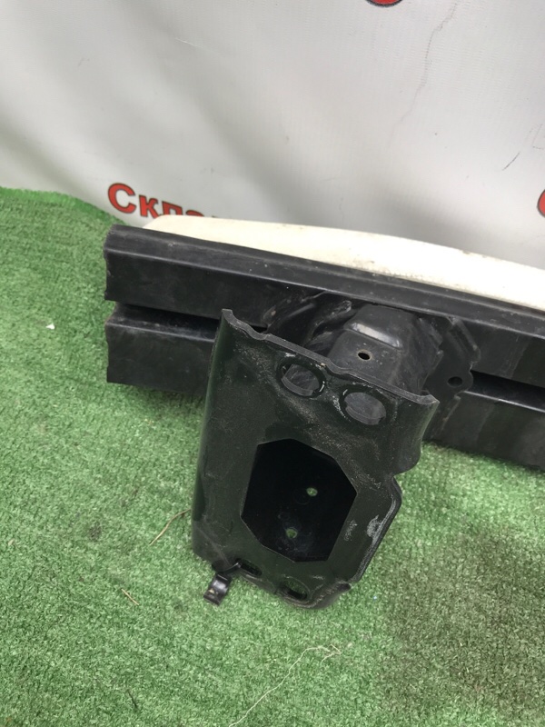 Усилитель бампера Toyota Estima 2008 ACR50W