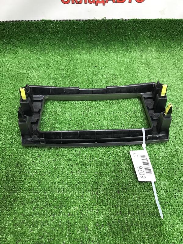 Рамка магнитолы Toyota Camry 2006 ACV40