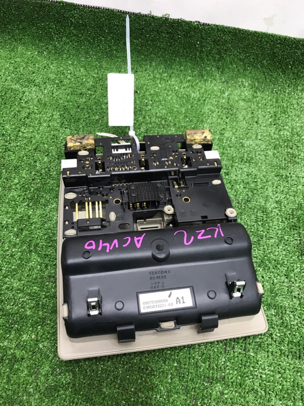 Плафон подсветки салона Toyota Camry 2006 ACV40