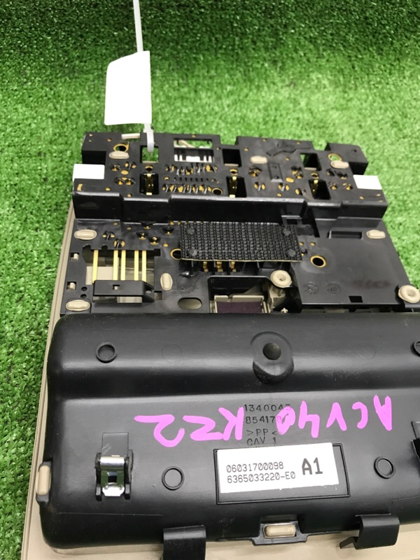 Плафон подсветки салона Toyota Camry 2006 ACV40