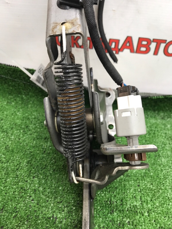 Педаль тормоза Toyota Estima 2008 ACR50W