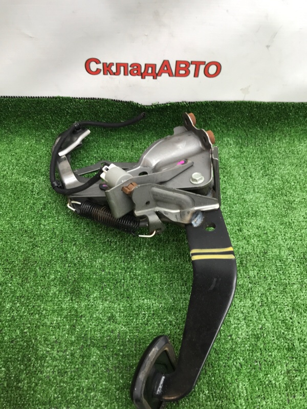 Педаль тормоза Toyota Estima 2008 ACR50W