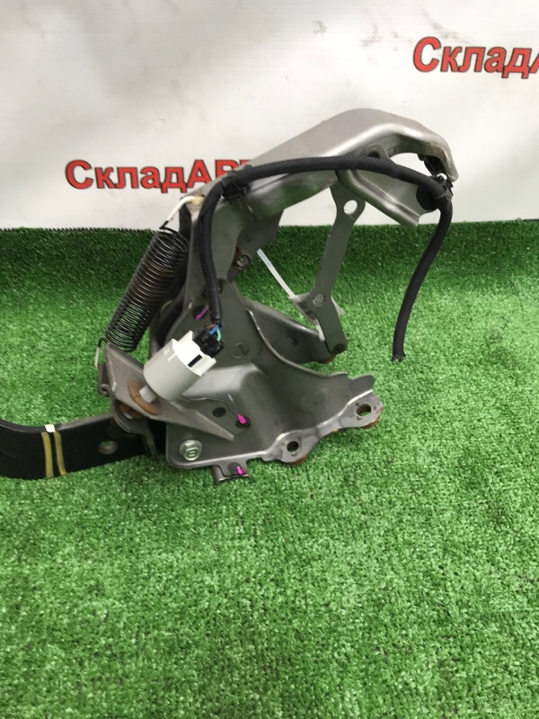 Педаль тормоза Toyota Estima 2008 ACR50W